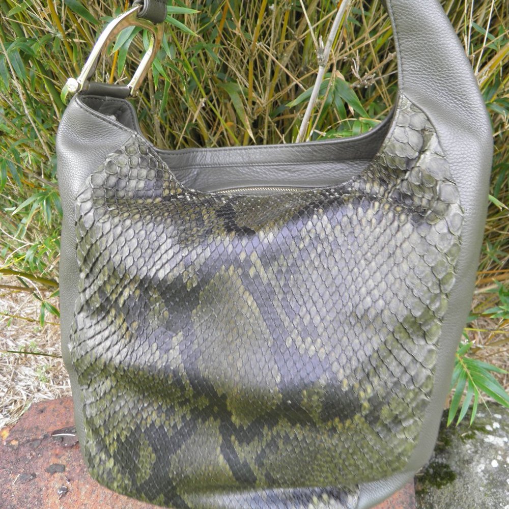 Gucci Greenwich Handbag Tote Python Leather - Picture 2 of 16